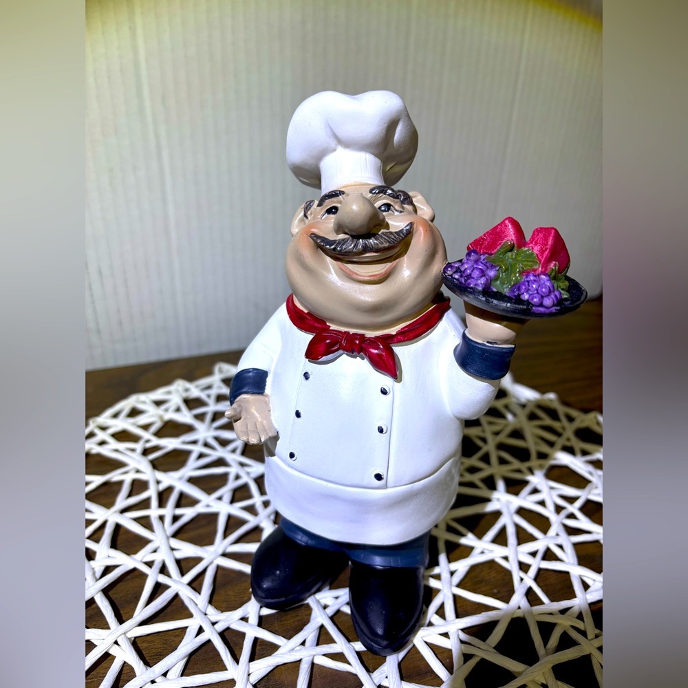 Italian chef short & stout with a fruit tray. 7.5” tall